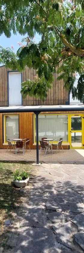 Logis hôtel restaurant Le clos saint loup，位于Bram的酒店