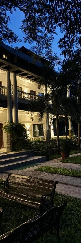 Button Eyes Resort - Pet friendly，位于海得拉巴的酒店