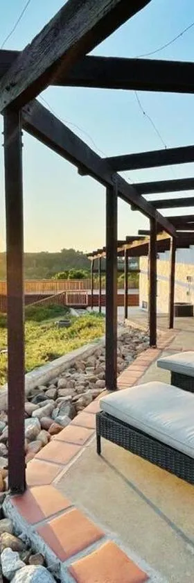 Panorama Paradiso by CasadeLuz, 5Acre 360 Retreat close to Old Town Temecula Wine Country，位于蒂梅丘拉的酒店