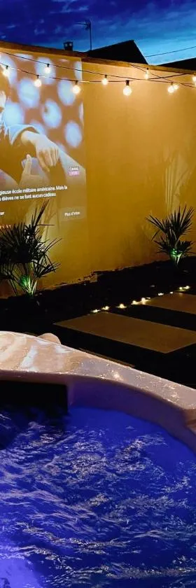 Full House, Jacuzzi, Netflix, 8 pers, free Parking 10' Colmar，位于Widensolen的酒店