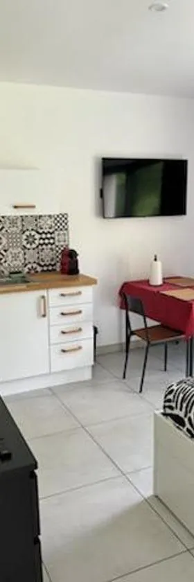 Un Coin Paisible，位于Lantheuil的酒店