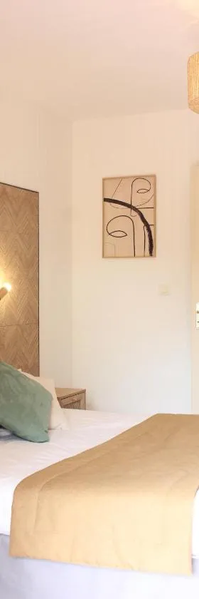 The Originals City, Hôtel Côté Sud, Marseille Est，位于阿洛的酒店