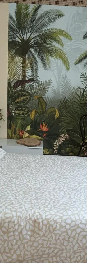 Chambre à louer à la nuitée，位于Sénas的酒店
