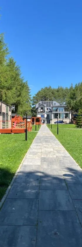 Apartamenty Zielona Dolina nr 2，位于Szteklin的酒店