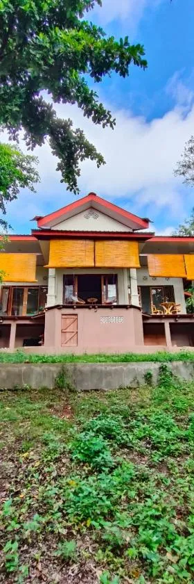 VidFauw Oasis Villa，位于Naamlong的酒店
