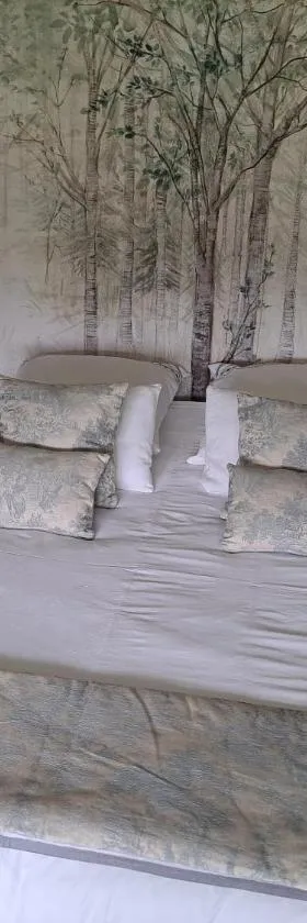 CHAMBRE D'HOTES 2 à LA CAMPAGNE DANS UN CADRE VERDOYANT，位于Beaucourt-sur-lʼAncre的酒店