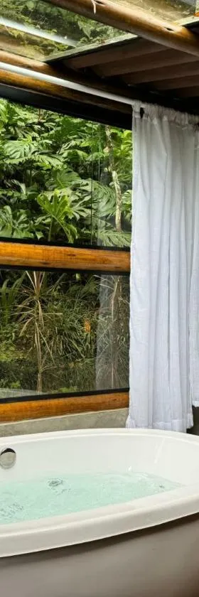 Pousada Tekoá Indiana，位于卡舒埃拉斯迪马卡库的酒店