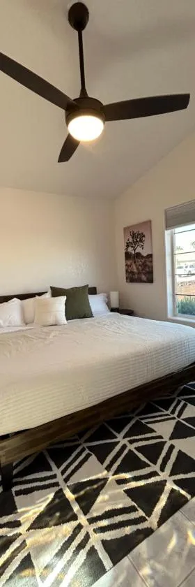 Casita by the Palms，位于梅斯基特的酒店