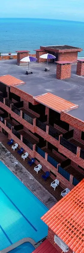 Hotel International，位于佩德纳莱斯的酒店