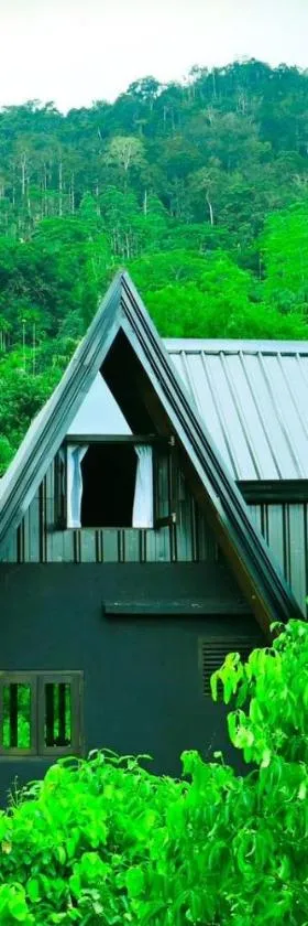 Cannelle Hill Cabanas，位于代尼耶耶的酒店