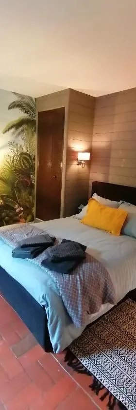 Chambre chez l habitant avec petit déjeuner，位于Moussy-le-Vieux的酒店
