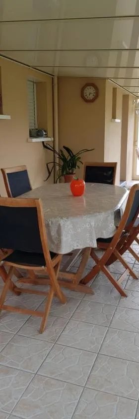 Maison individuelle An Ti Ruz，位于Saint-Nicolas-de-Redon的酒店