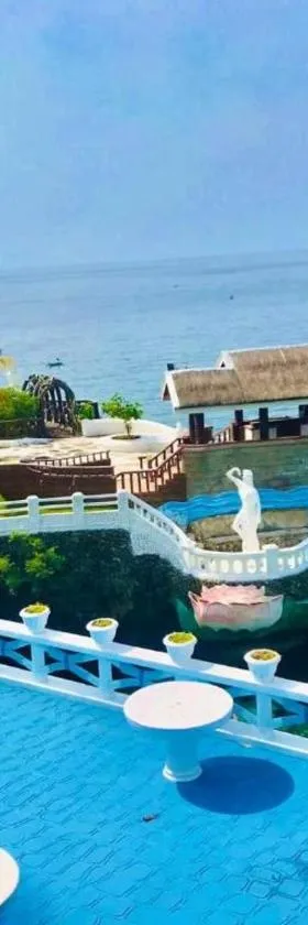Azure Camotes Resort Hotel，位于Puerto Bello的酒店