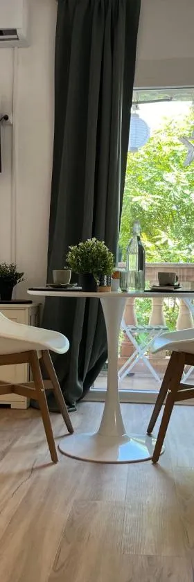 Apartament de la Madrona 1st floor Easy street parking，位于塔拉戈纳的酒店