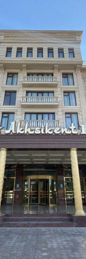 Ахсикент отель，位于纳曼干的酒店