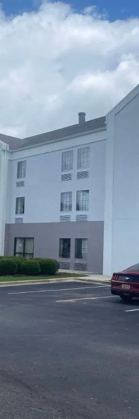 Comfort Inn & Suites Trussville I-59 Exit 141，位于特鲁斯维尔的酒店