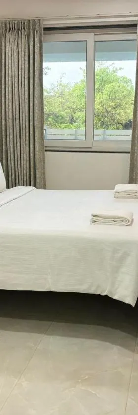Henmil Hotel，位于瓦加托的酒店