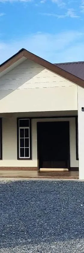 Delima Guesthouse 2 bedroom,1 toilet，位于樟仑的酒店