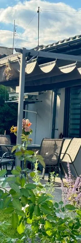 Noclegi, pokoje, kwatery "Nad Bzurą"，位于沃维奇的酒店