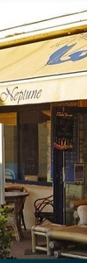 Hôtel Le Neptune，位于滨海苏拉克的酒店