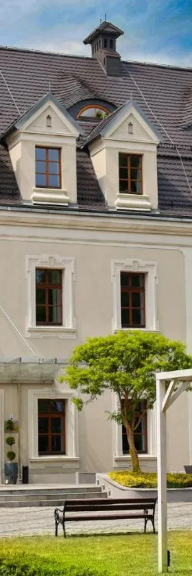 Hotel Zamek Lubliniec，位于卢布利涅茨的酒店