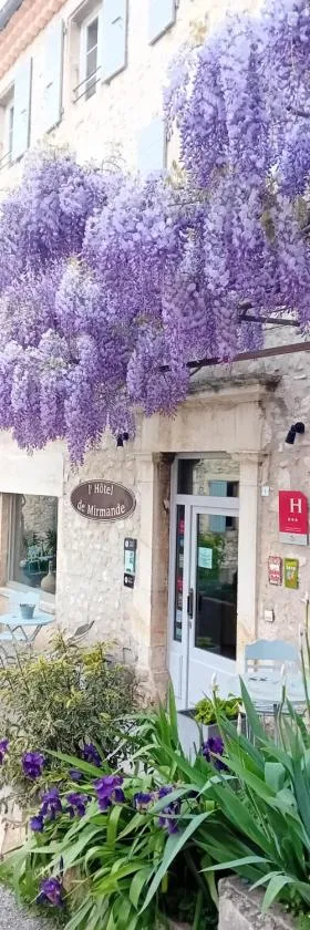 米曼德酒店，位于米尔芒德的酒店