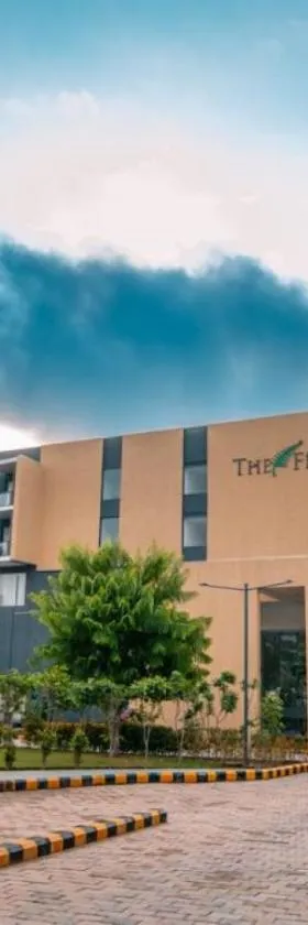 The Fern AN Ecotel Hotel, Alwar Sariska，位于阿尔瓦尔的酒店