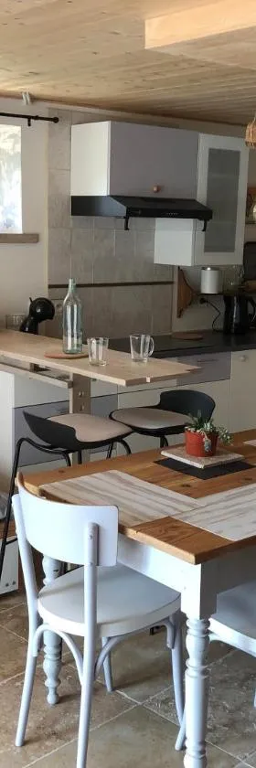 Paix, nature et confort à 5mn de Montbéliard，位于Allondans的酒店