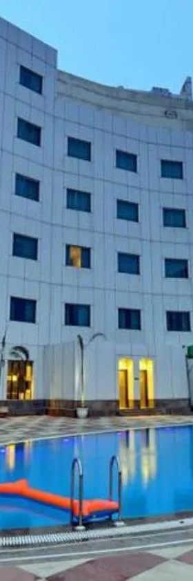 Misaki Hotel，位于古尔冈的酒店