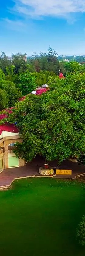 Ras Resort By Treat Silvassa，位于锡尔瓦萨的酒店