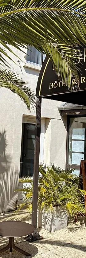 Hotel Restaurant l'Eskemm St Brieuc-Trégueux，位于特赫格欧的酒店
