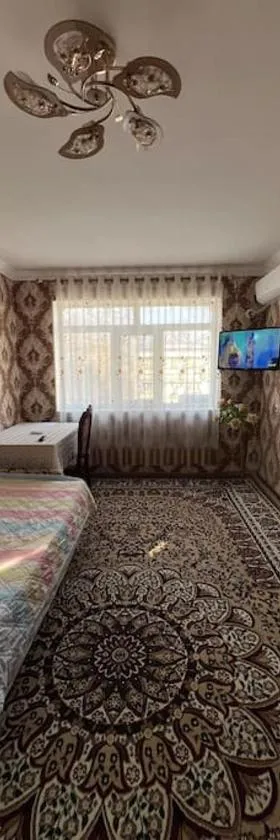 Firdausi Apartment，位于苦盏的酒店
