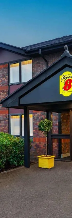 Super 8 by Wyndham Durham，位于杜伦的酒店