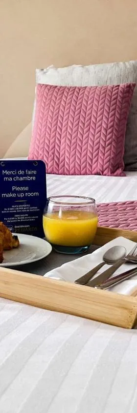 Best Western L'Aquarium Arras Nord，位于弗雷讷勒蒙托邦的酒店