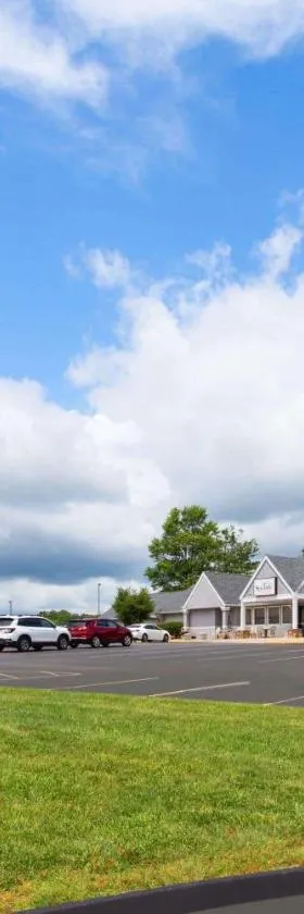 Baymont Inn and Suites by Wyndham Farmington, MO，位于法明顿的酒店