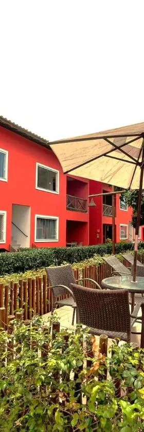 Condomínio Ecoville das Mangueiras Região de Praia de Guarajuba，位于Camacari的酒店
