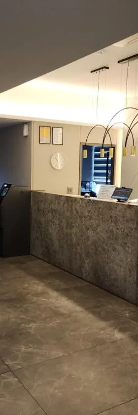 Queentown hotel，位于高阳市的酒店