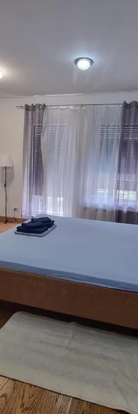 Urban studio，位于Bežanija的酒店