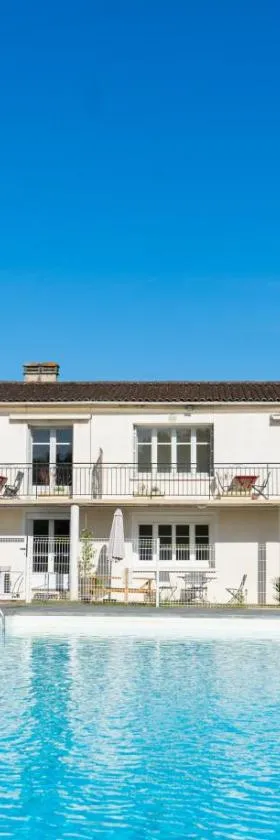 Logis du Renfermis，位于Saint-Même-les-Carrières的酒店