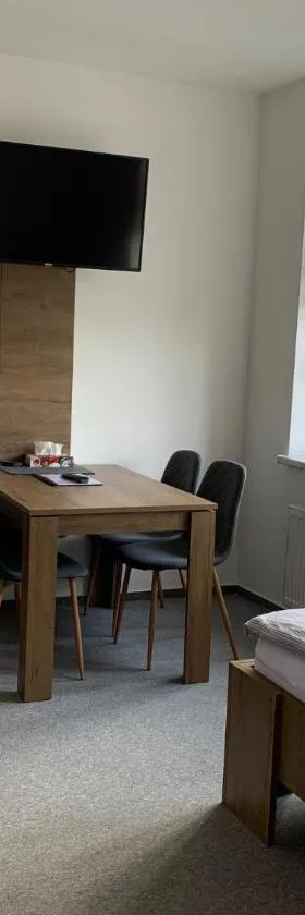 Kamrovec，位于塔霍夫的酒店