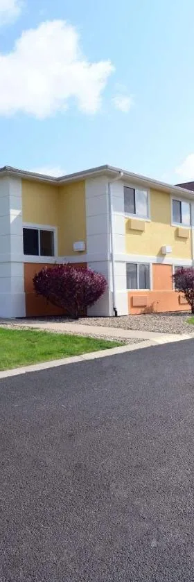 Quality Inn & Suites Springfield Southwest near I-72，位于斯普林菲尔德的酒店