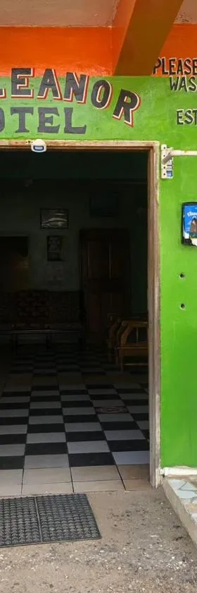 查理诺尔酒店，位于丹格里加的酒店