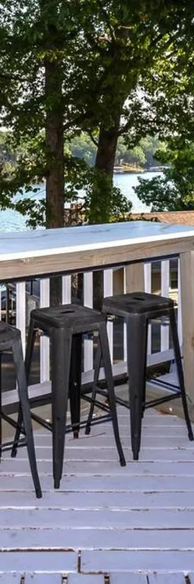 Funky Little Lakehouse - private dock and sunset view，位于Sunrise Beach的酒店