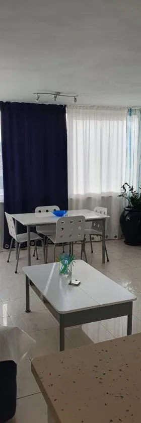Cozy-Apartment，位于圣巴托洛梅的酒店