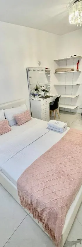 Agréable chambre，位于Menucourt的酒店