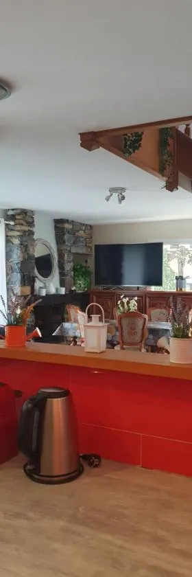 Luchon Belle maison de vacances，位于Montauban-de-Luchon的酒店