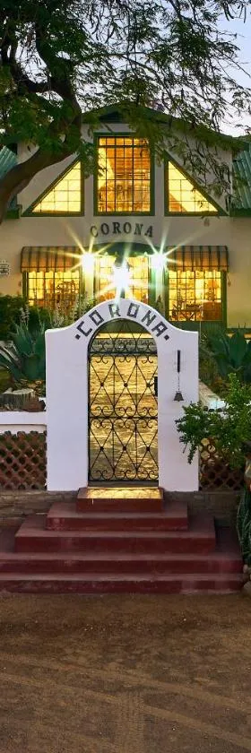 科罗纳旅客农家乐，位于Corona的酒店