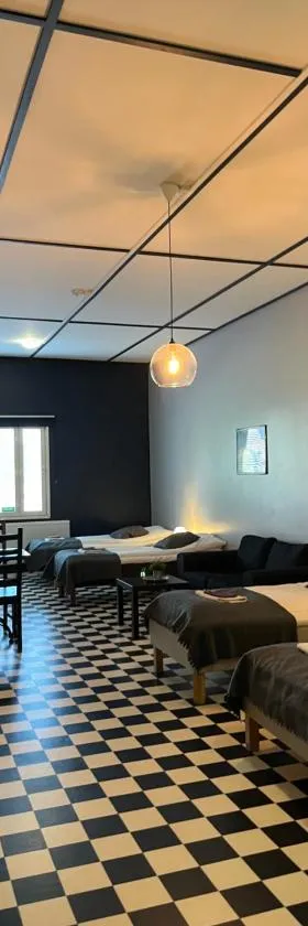 Hotelli Keskipiste，位于凯尔赛迈基的酒店