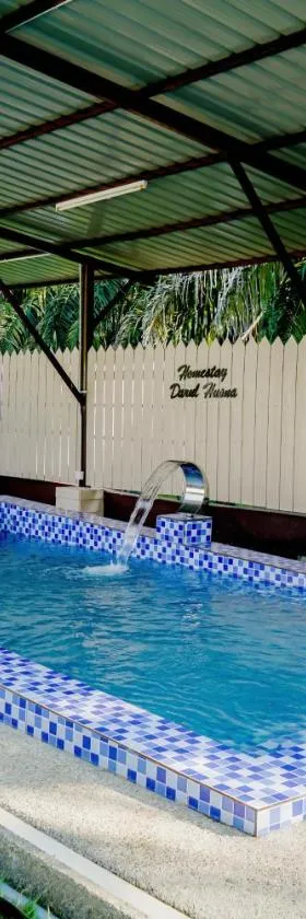 Adorable 3-bedroom home with Pool, Wi-Fi and BBQ，位于Rembau的酒店