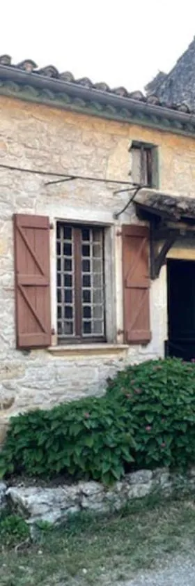 Maison gorges de l'Aveyron，位于Penne的酒店